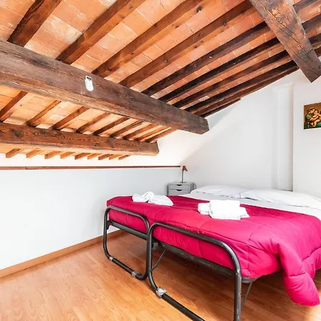 Lovely Loft 2 Steps From The Cathedral In Apartment