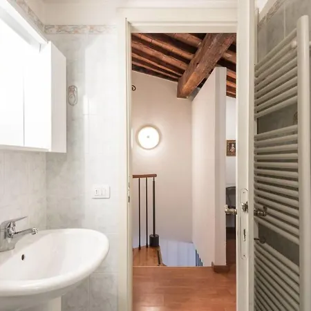 Lovely Loft 2 Steps From The Cathedral In * Florence